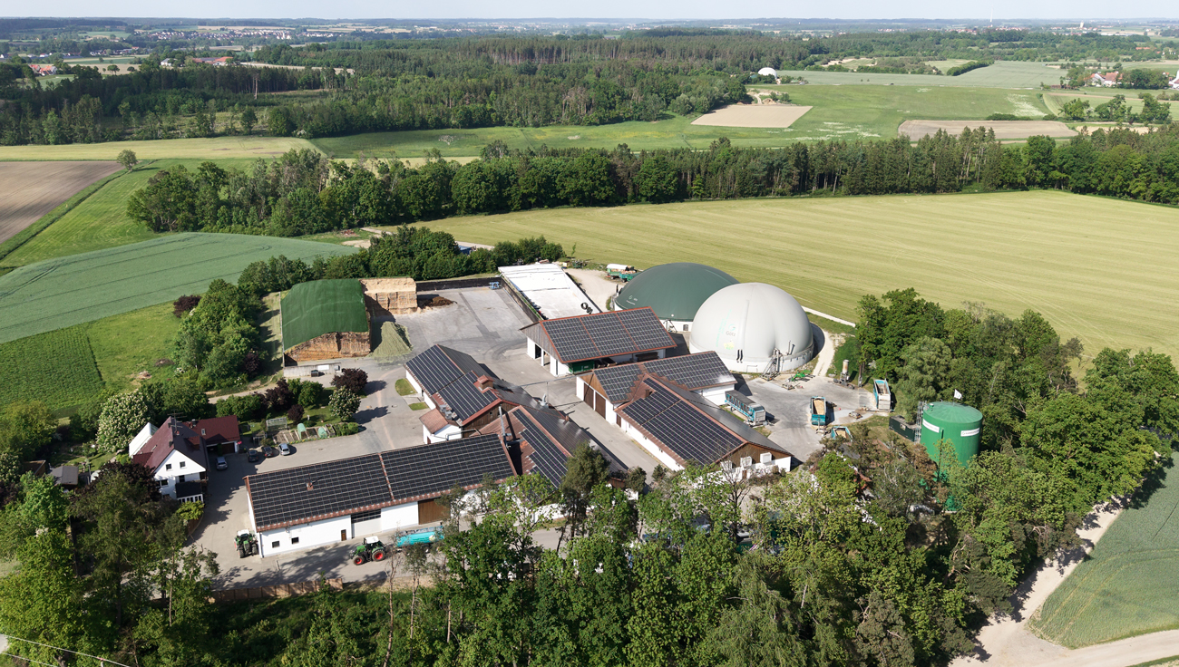 Hans-van-Bebber-Referenzprojekt-Goetz-Marktindersdorf-Großpufferspeicher-Biogasanlage-Haupstandort